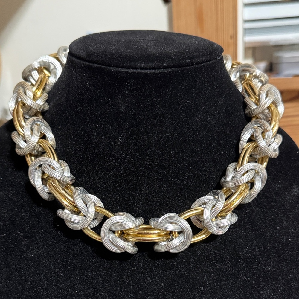 Elegant Gold and Silver Color Knot Choker Necklace